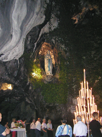 The Grotto, the heart of Lourdes
